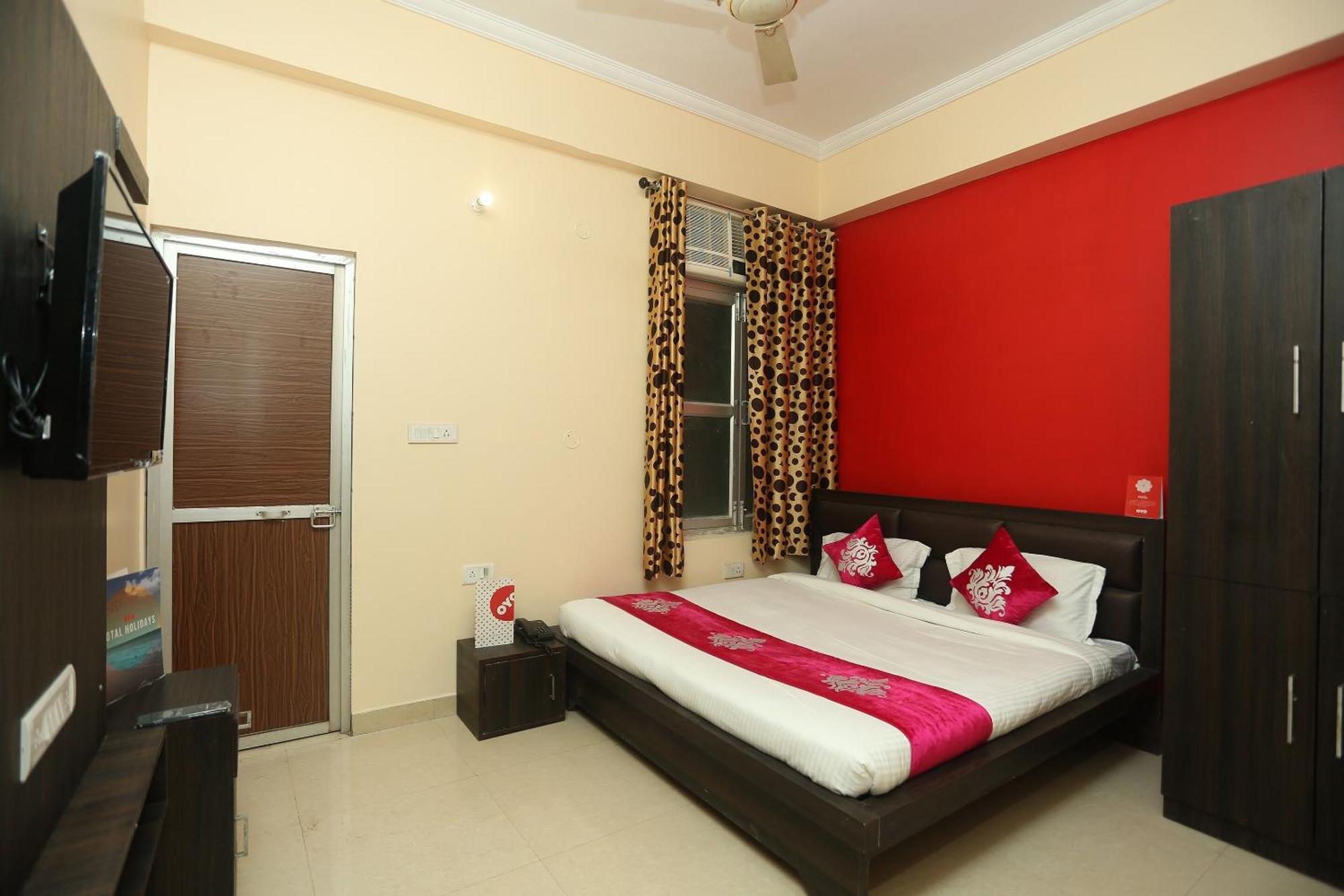 Oyo Flagship 17204 Vrindawan Galaxy Hotell Kanpur Exteriör bild