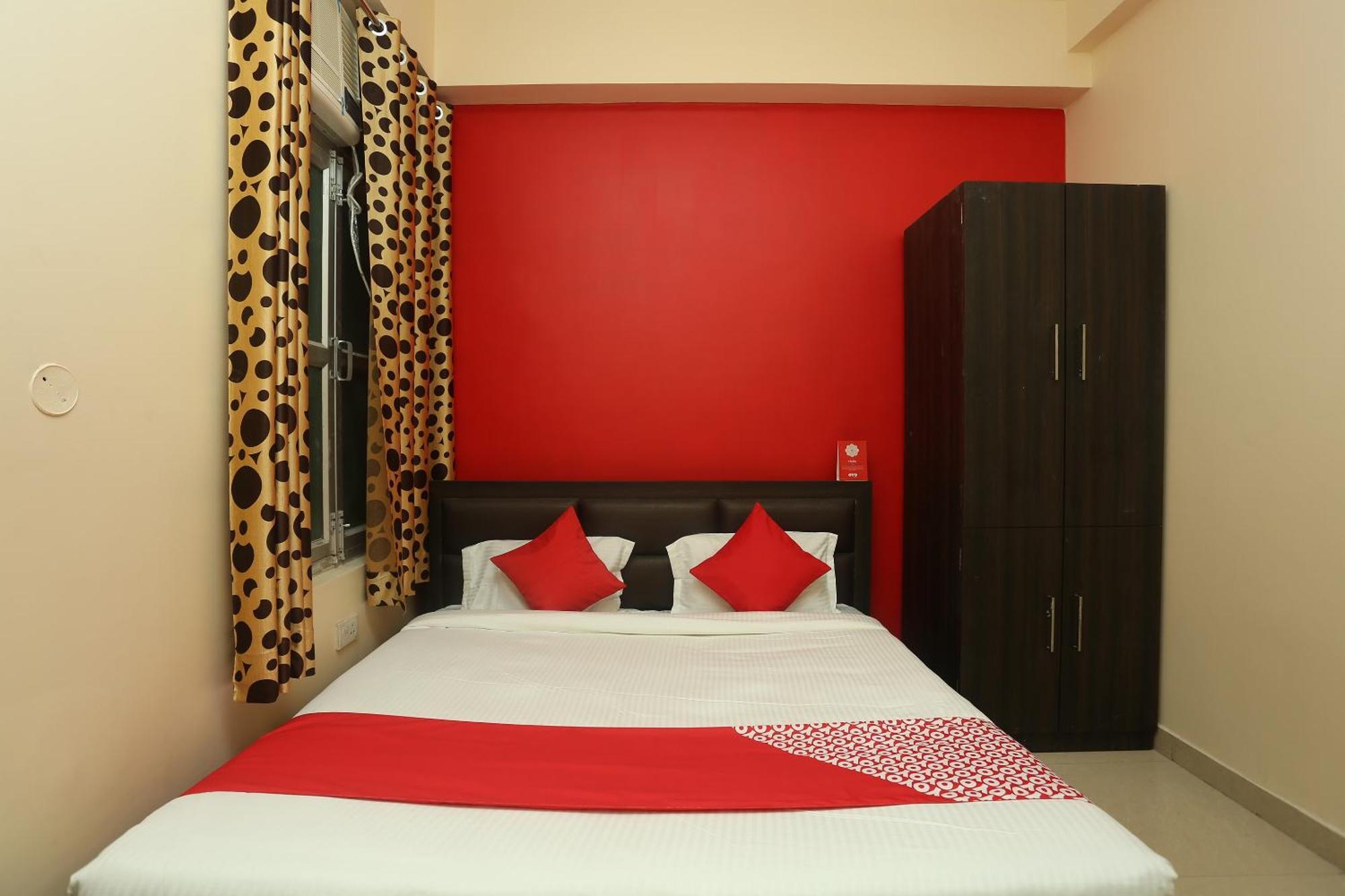 Oyo Flagship 17204 Vrindawan Galaxy Hotell Kanpur Exteriör bild